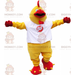 Kjempegul og rød hane BIGGYMONKEY™ maskotkostyme med hvit T-skjorte - Høns-maskot - Haner - Høner - BiggyMonkey.com