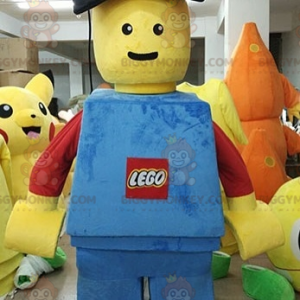 Ogromny niebiesko-czerwono-żółty kostium maskotki Lego