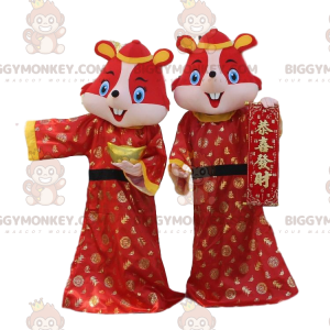 2 disfraces de hámsteres rojos, ratones con atuendos asiáticos