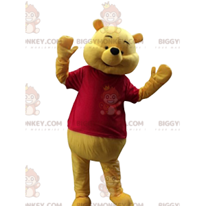 Στολή μασκότ Happy Winnie the Pooh BIGGYMONKEY™ με κόκκινο μπλουζάκι - Μασκότ διάσημων χαρακτήρων - BiggyMonkey.com