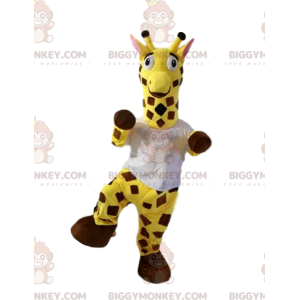 Kostium maskotki żyrafa BIGGYMONKEY™ z białym t-shirtem.