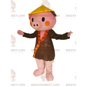 Traje de mascote de porco rosa BIGGYMONKEY™ com roupão cáqui e chapéu chinês - Mascotes de porco - BiggyMonkey.com