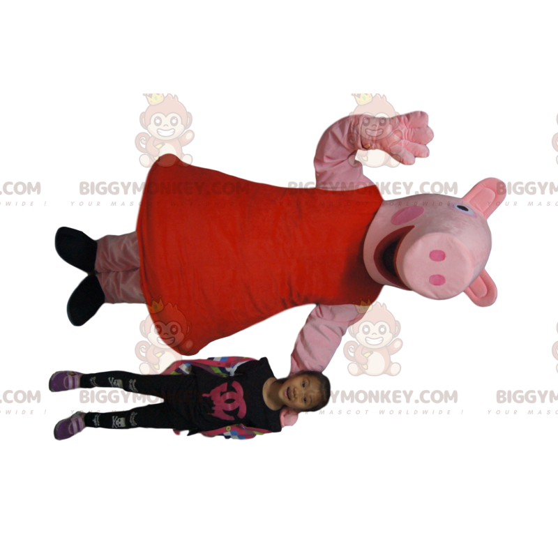 Meget smilende gris BIGGYMONKEY™ maskotkostume med rød kjole - Meget smilende gris BIGGYMONKEY™ maskotkostume med rød kjole -