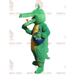  BIGGYMONKEY™ maskotdräkt av grön krokodil med blå ballong. - Krokodilmaskot - BIGGYMONKEY_014435 - BiggyMonkey.com