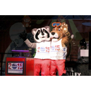 2 BIGGYMONKEY™s mascot a brown dog and a tricolor raccoon -