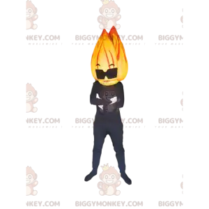 Musta hahmo BIGGYMONKEY™ maskottiasu liekkipäällä -