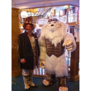 Kostium maskotki BIGGYMONKEY™ White Monster White Yeti z brązowym strojem - Maskotki potworów - BiggyMonkey.com