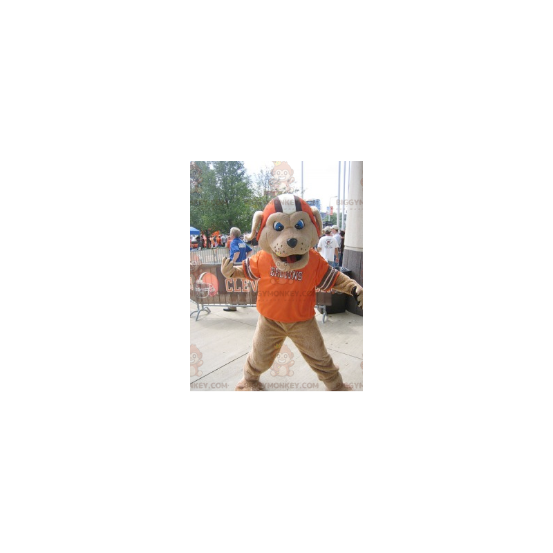 Ruskea koiran BIGGYMONKEY™ maskottiasu kypärällä ja oranssilla T-paidalla - Koiran maskotit - BiggyMonkey.com