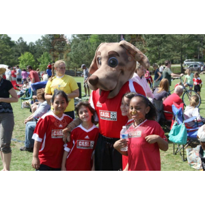 Kostým maskota BIGGYMONKEY™ Hnědý pes v červeném sportovním