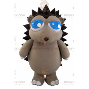 BIGGYMONKEY™ maskottiasu harmaan ja ruskean siilin kanssa