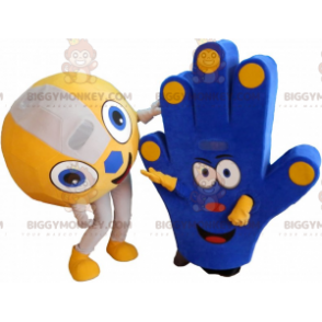 2 supporters maskot BIGGYMONKEY™s en boll och en supporters