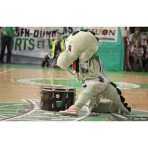 BiggyMonkey mascot: Very cute green dinosaur mascot. Discover @biggymonkey_mascots #mascots - Link : https://bit.ly/3linbWk - BIGGYMONKEY_0718 #mascots #mascot #event #costume #biggymonkey #marketing #customized #green #cute #costume #very #dinosaur #cu... https://www.biggymonkey.com/en/dinosaur-mascots/718-very-cute-green-dinosaur-mascot.html