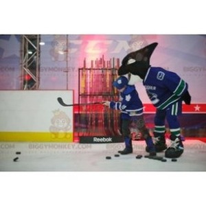 BiggyMonkey mascot: Black and white killer whale mascot in hockey gear. Discover @biggymonkey_mascots #mascots - Link : https://bit.ly/3linbWk - BIGGYMONKEY_0606 #white #mascots #mascot #event #costume #biggymonkey #marketing #customized #and #black #ho... https://www.biggymonkey.com/en/unclassified-mascots/606-black-and-white-killer-whale-mascot-in-hockey-gear.html