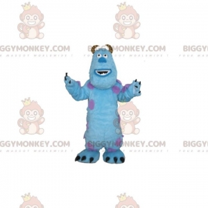 BiggyMonkey mascot: Mascot Sulli, the turquoise monster of Monsters, Inc.. Discover @biggymonkey_mascots - Link : https://bit.ly/3linbWk - BIGGYMONKEY_012086 #mascot #event #costume #biggymonkey #marketing #customized #the #sulli #monsters #monster #monsters #in